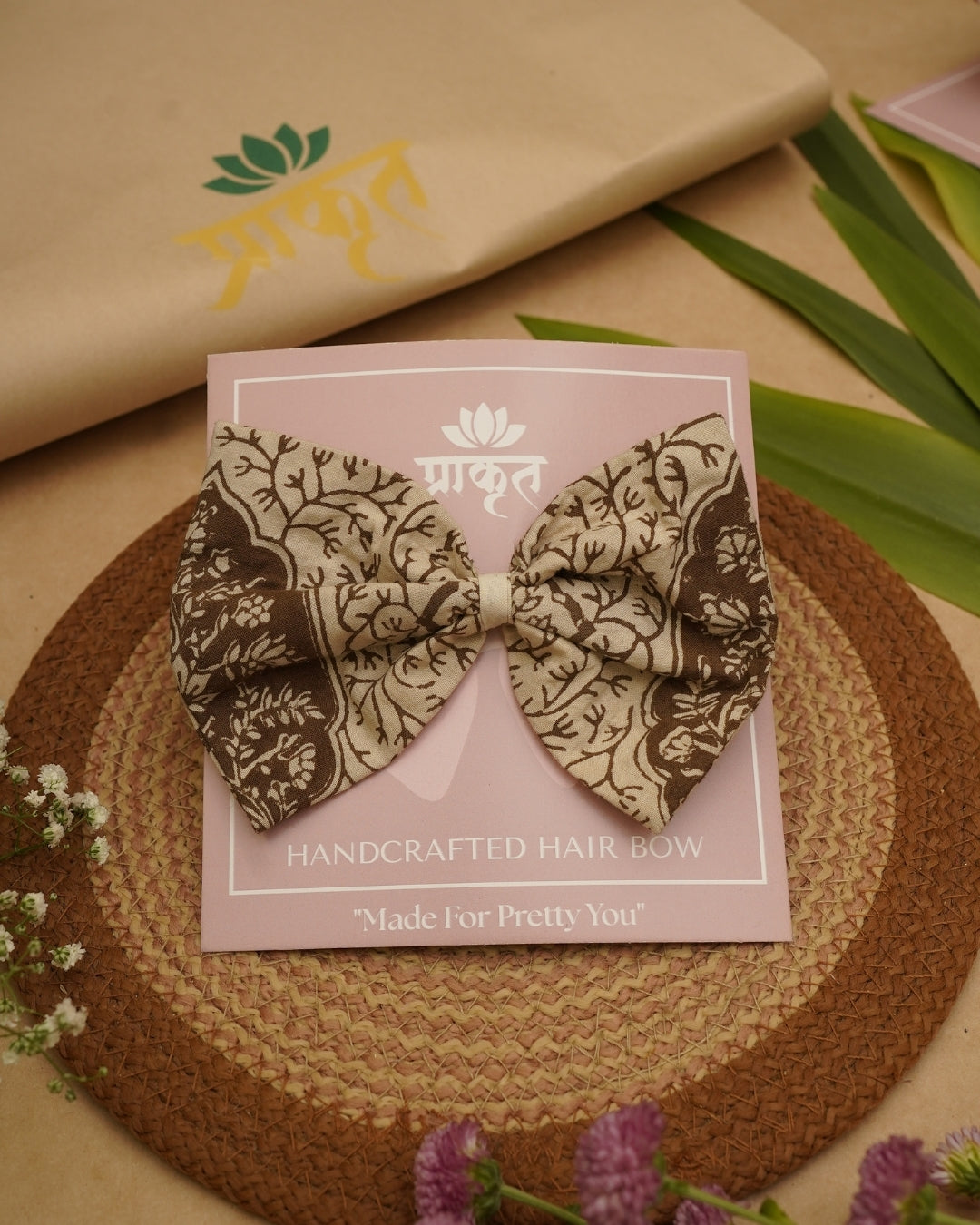 BEIGE BROWN BAGH PRINT BOWCLIP