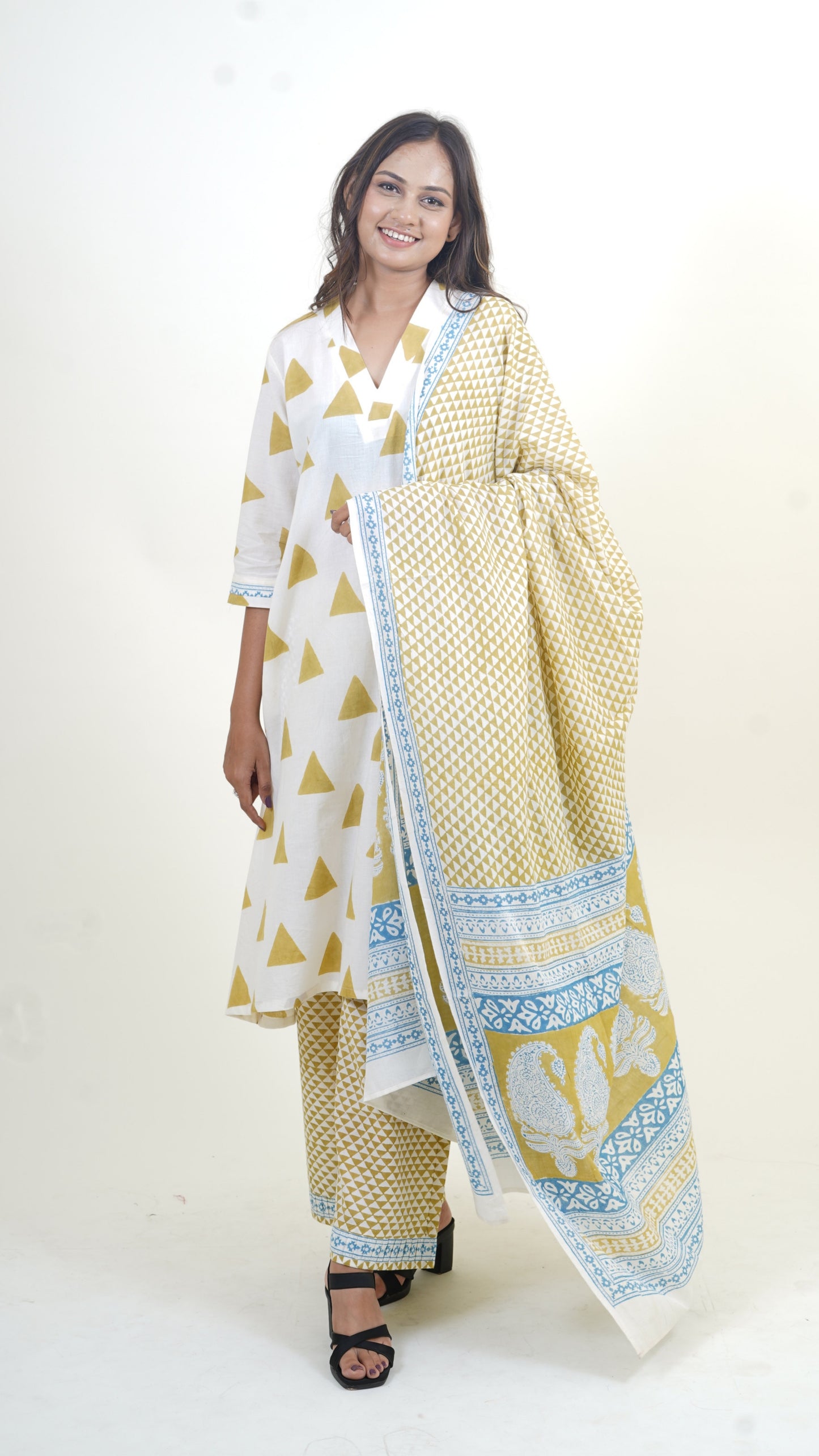 WHITE GREEN BAGH PRINT SUIT SET