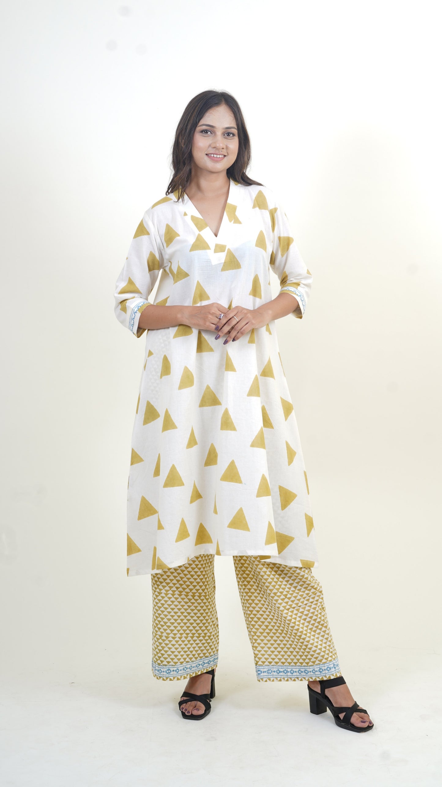 WHITE GREEN BAGH PRINT SUIT SET