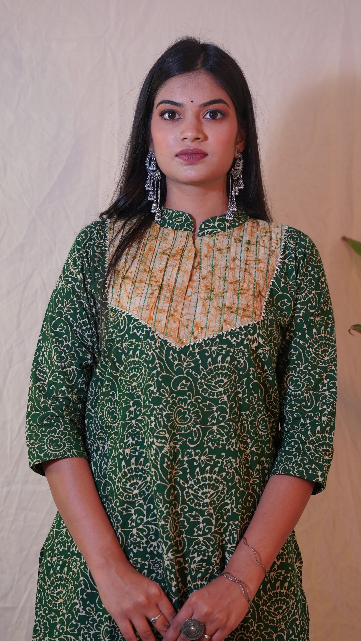 BOTTLE GREEN BATIK PRINT SUIT SET