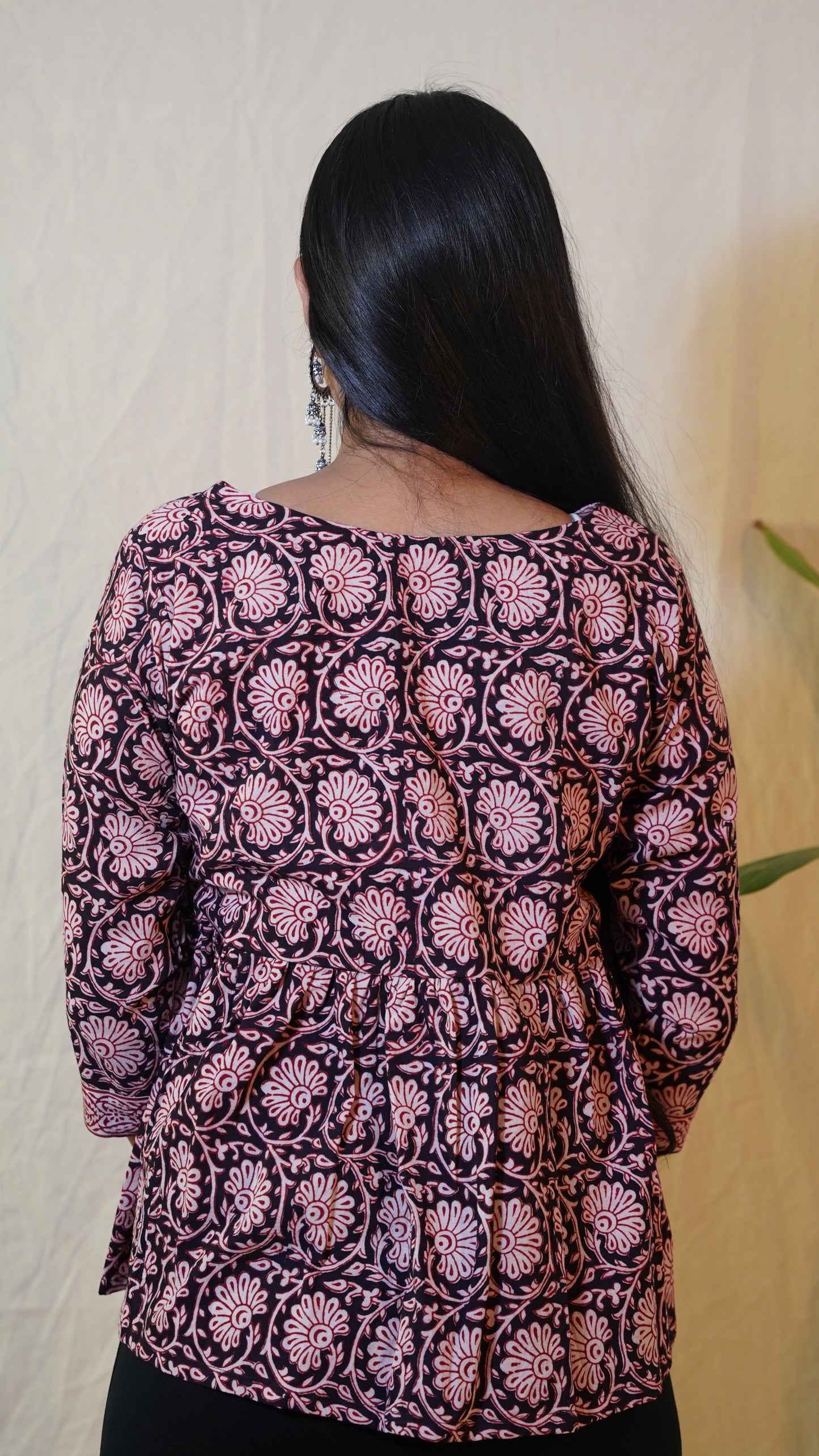 BLACK FLOWER BUTTI BAGH PRINT TOP