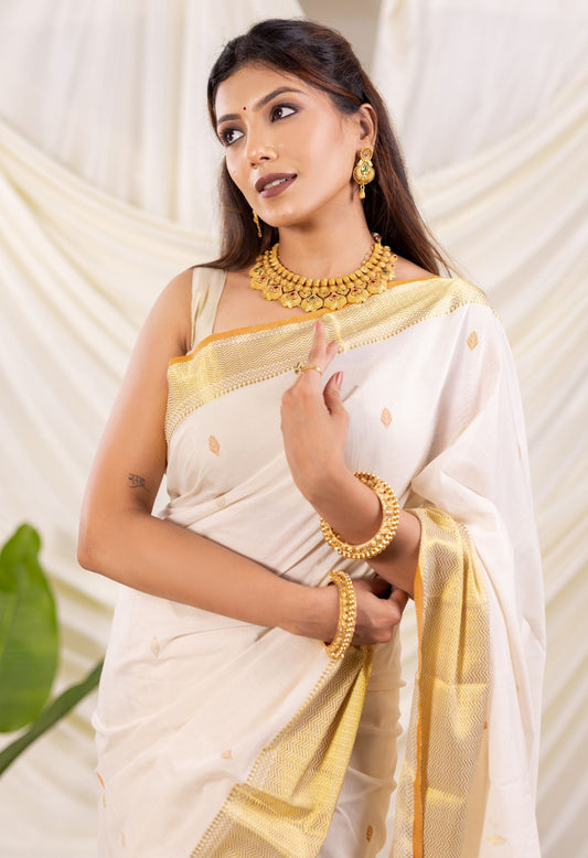 PURE WHITE COTTON GOLDEN ZARI BORDER SAREE