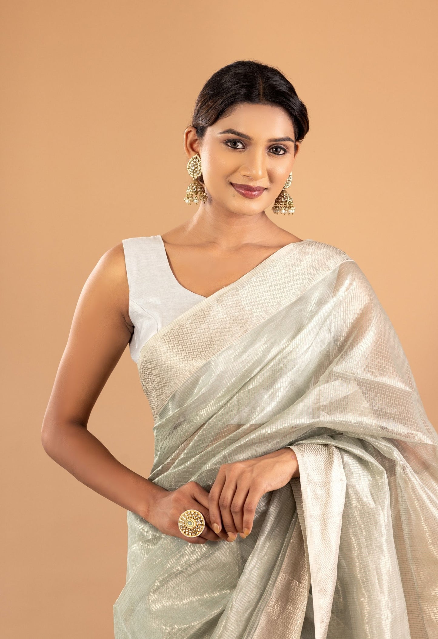 SILVER SAGE ZARI MAHESHWARI SILK SAREE