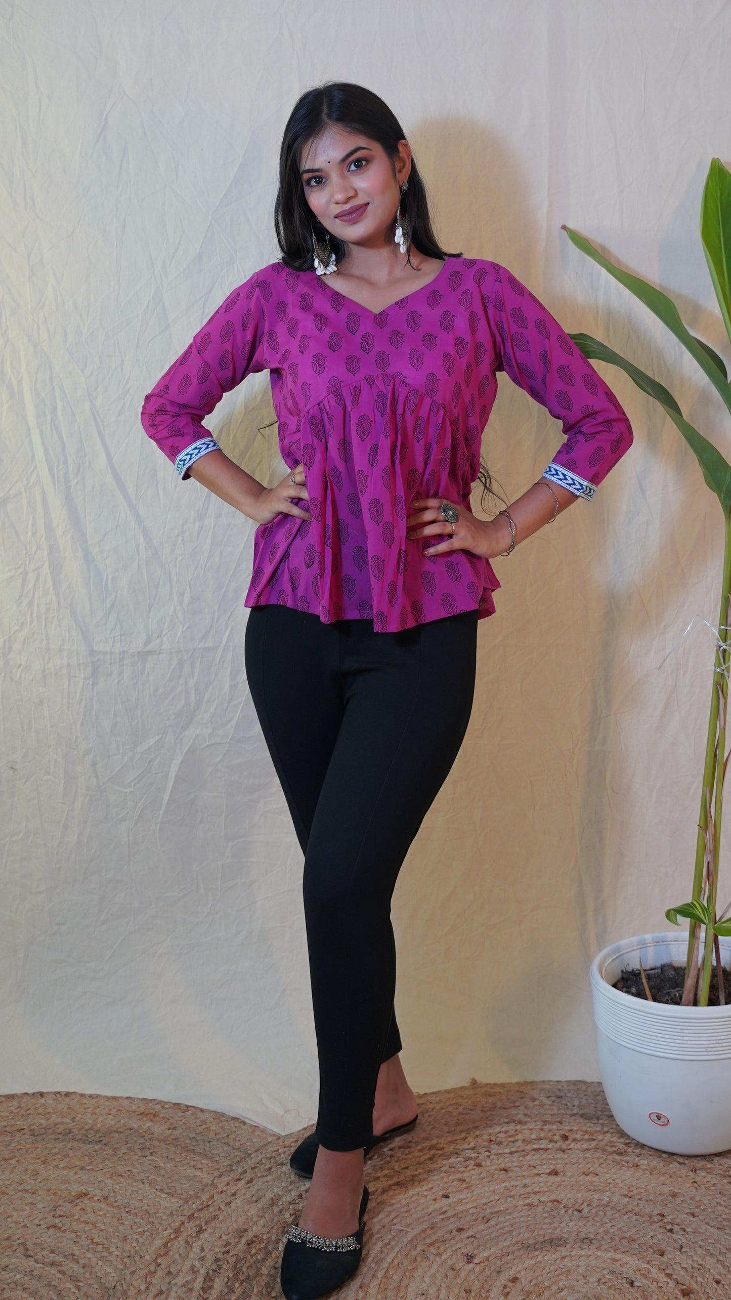 MAGENTA FLOWER BUTTI BAGH PRINT TOP