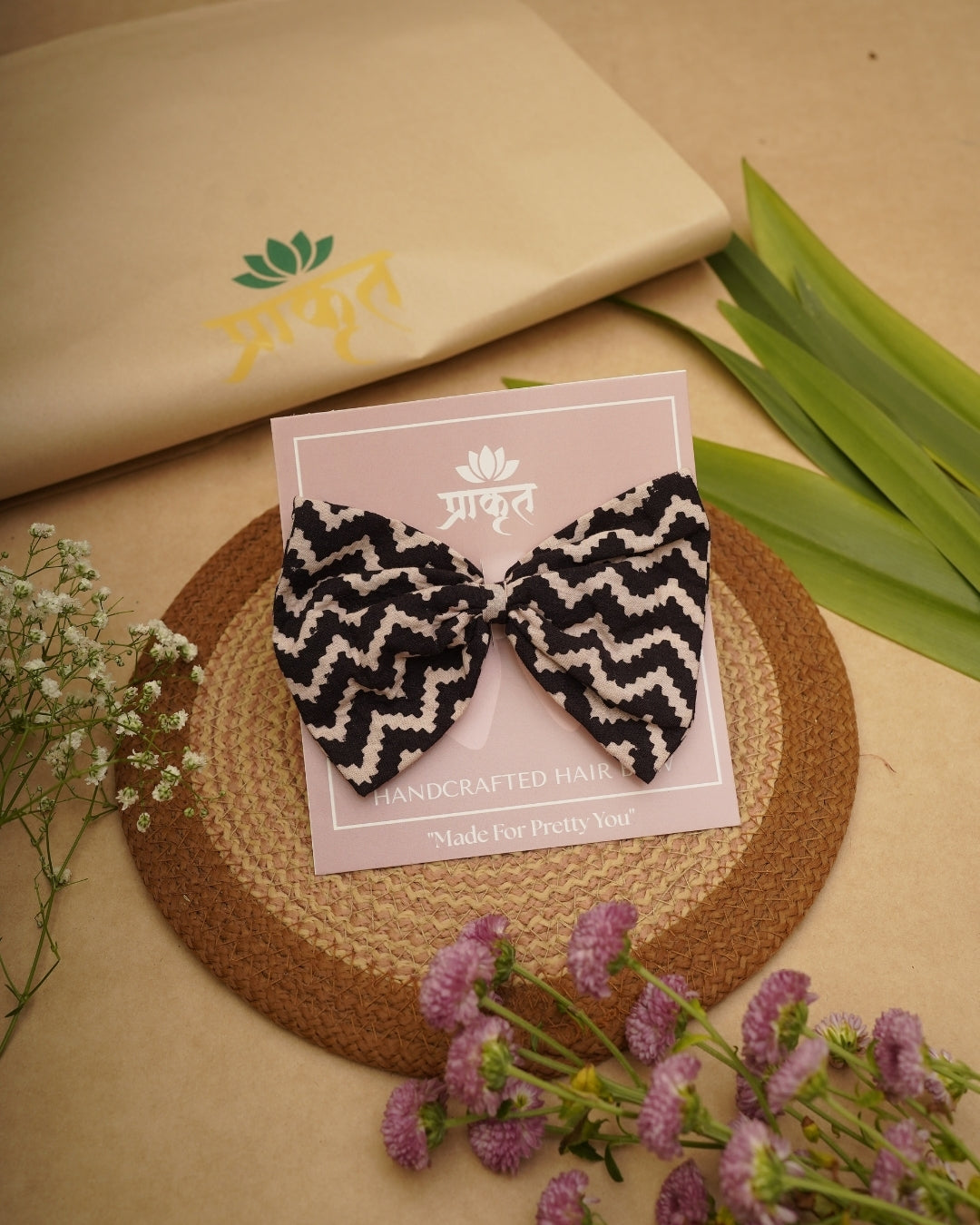 BLACK WHITE ZIGZAG COTTON BOW CLIP