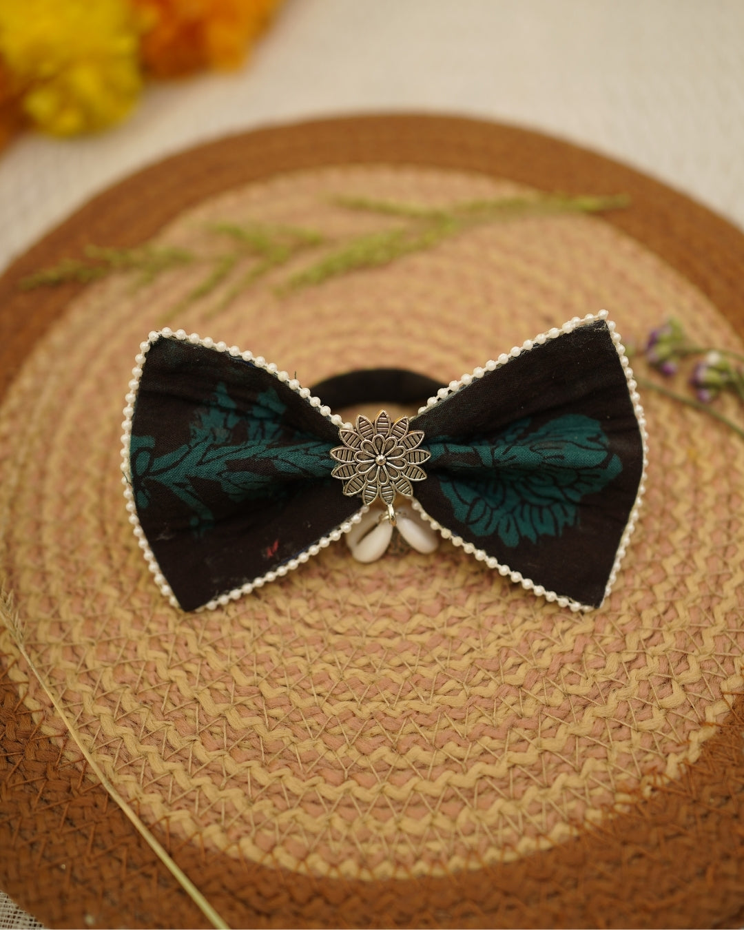 BLACK GREEN BAGH PRINT BOWCLIP