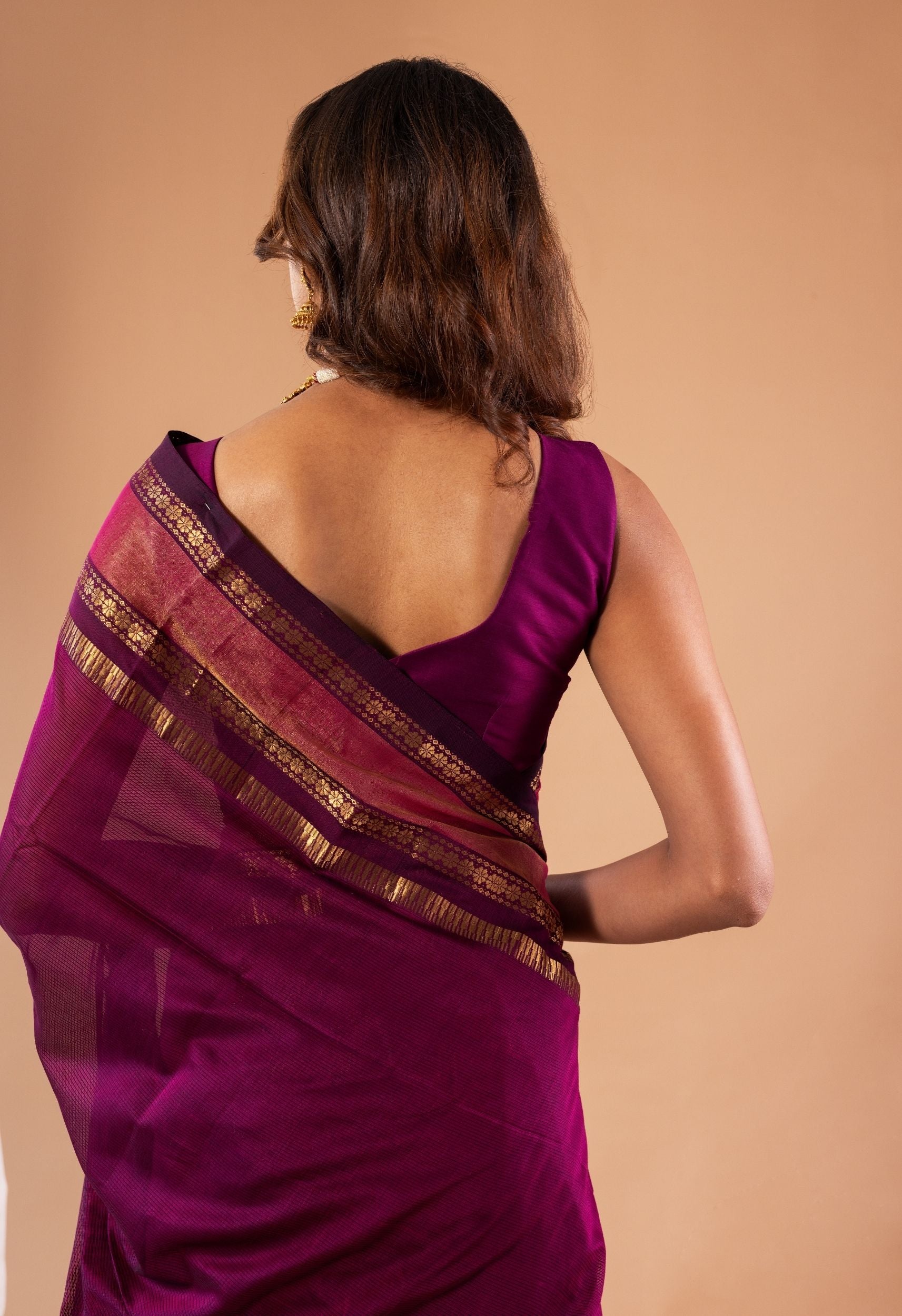 DARK MAGENTA ZARI BORDER MAHESHWARI SAREE