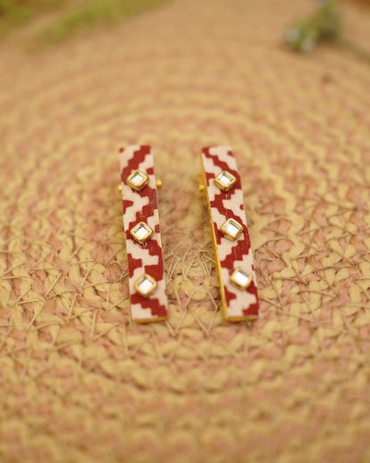 RED WHITE HAIR CLIP