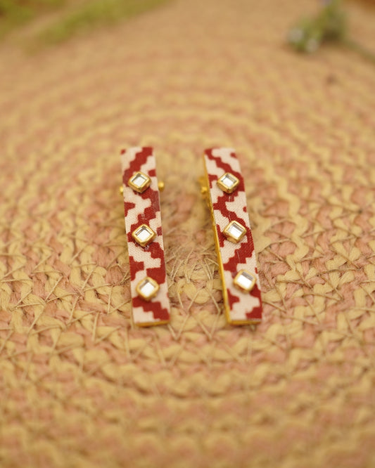 RED WHITE HAIR CLIP