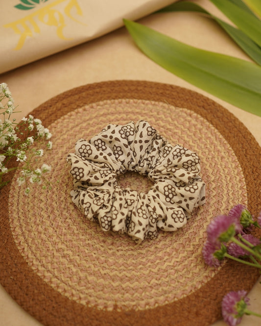 BEIGHT BROWN BAGH PRINT SCRUNCHIES