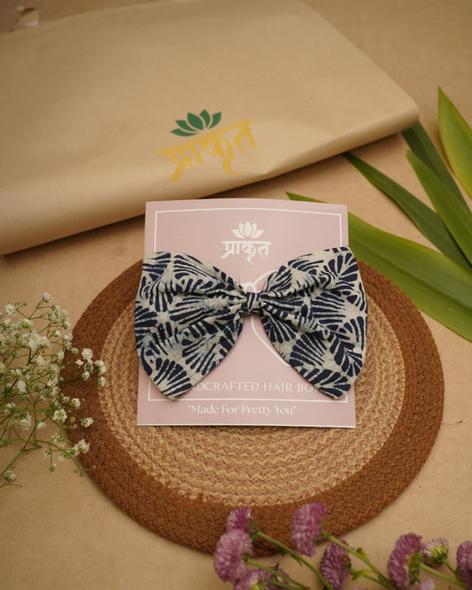 BLUE BATIK BOWCLIP
