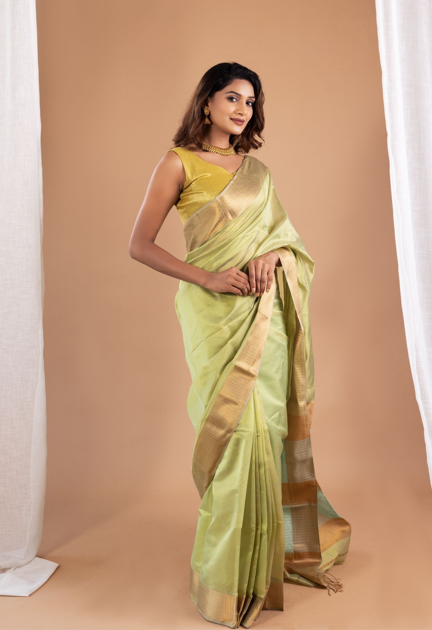 SAP GREEN BORDER MAHESHWARI SAREE