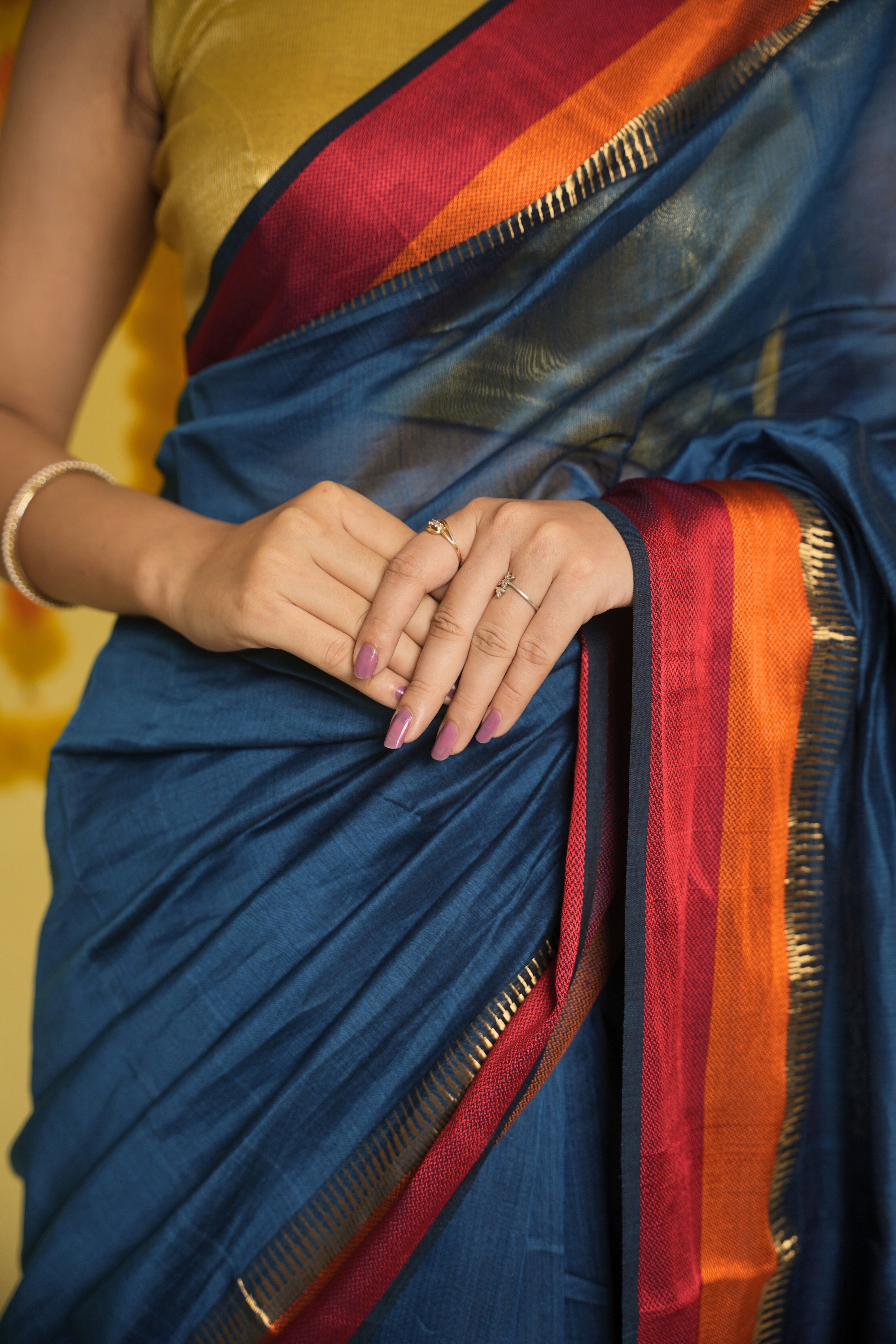 GRAPHID  BLUE MULTICOLOR SATTIN BORDER MAHESHWARI SAREE