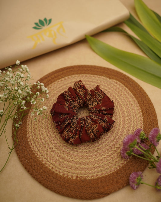 MAROON GOLD BAGH PRINT SCRUNCHIES