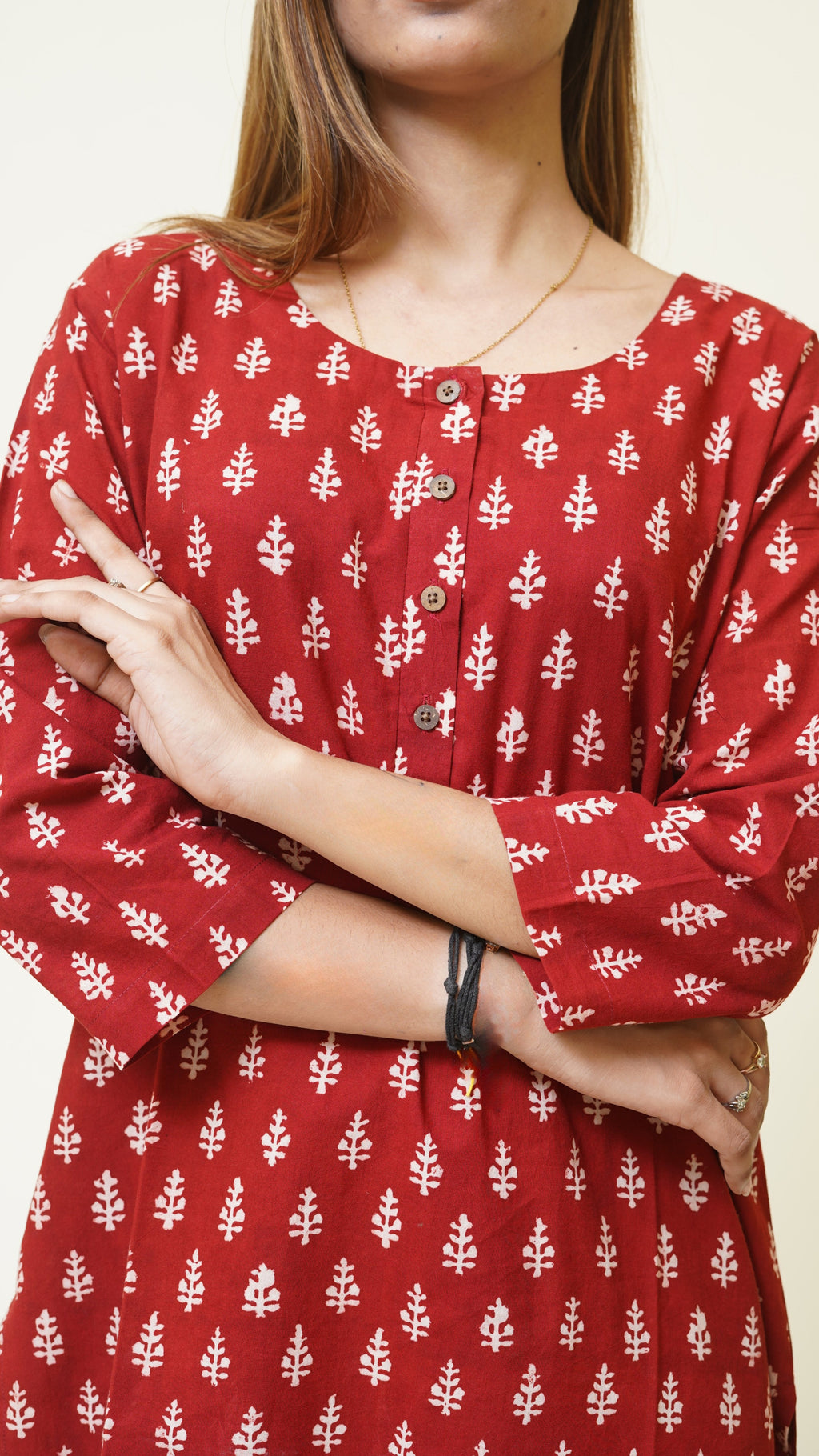 RED & WHITE BUTTI BAGH PRINT KURTA