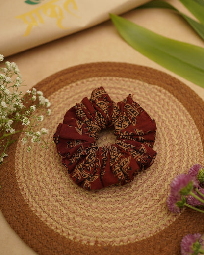 MAROON GOLD BAGH PRINT SCRUNCHIES