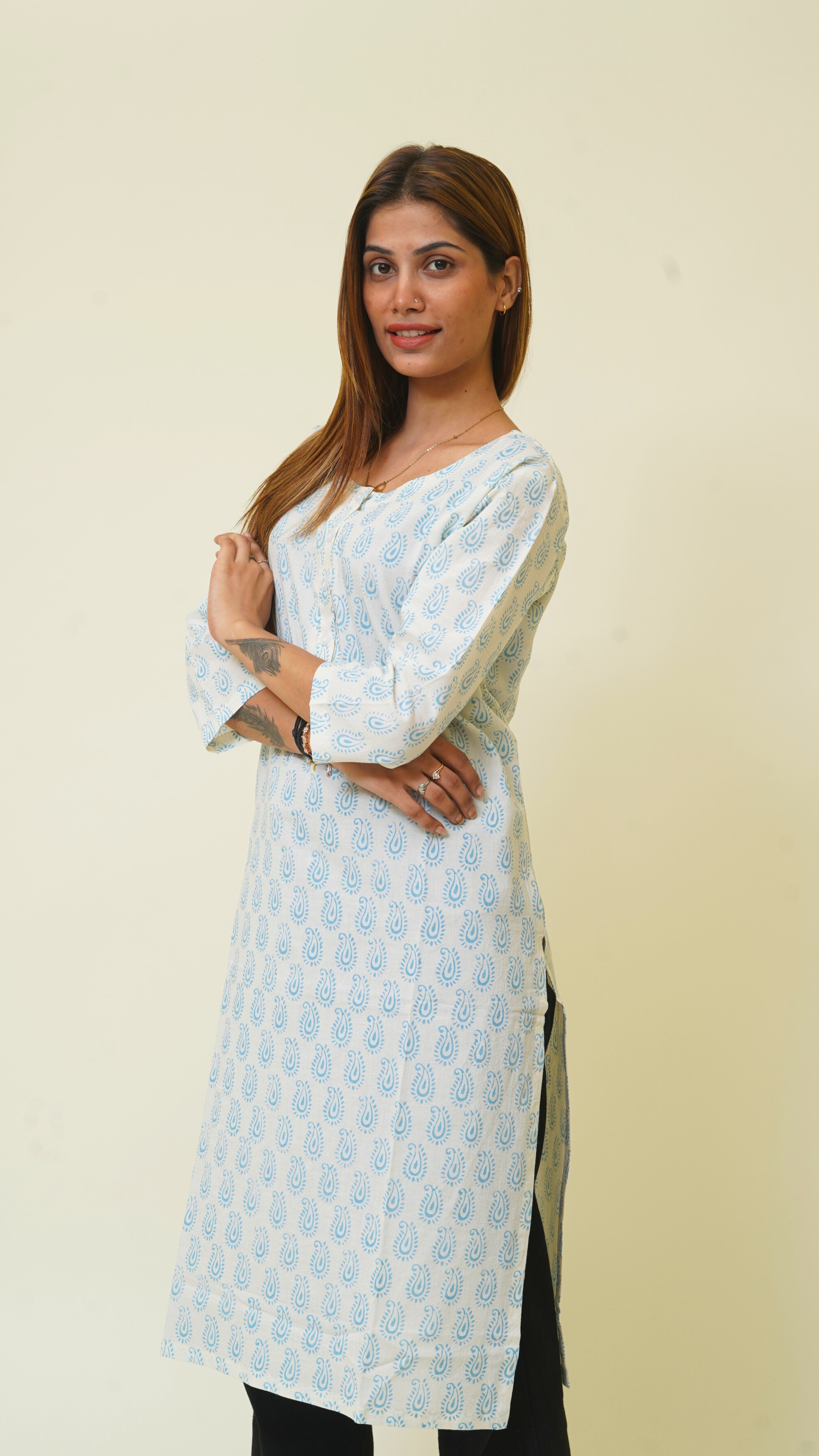 WHITE INDIGO PAISLEY BAGH PRINT KURTA