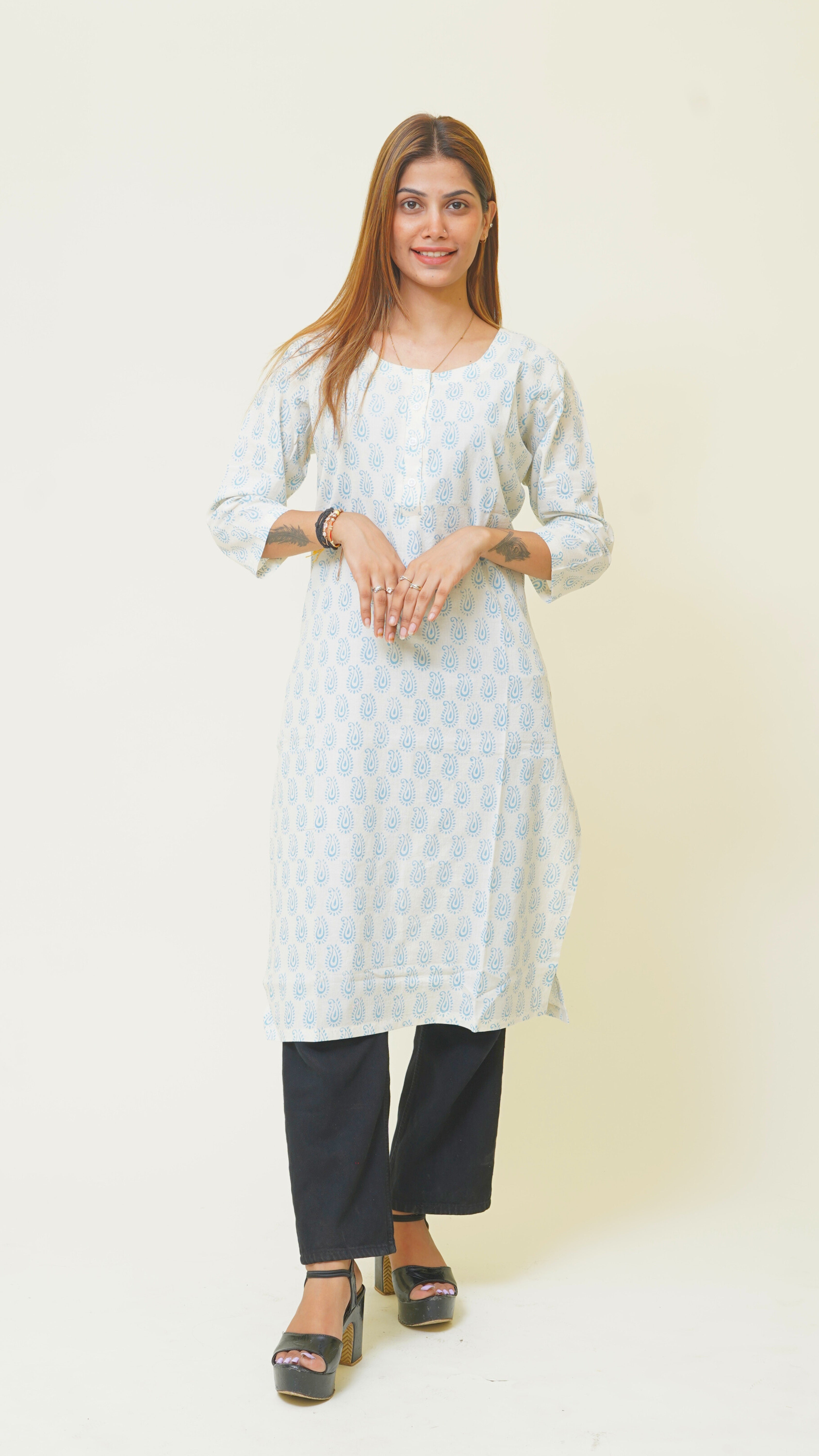 WHITE INDIGO PAISLEY BAGH PRINT KURTA