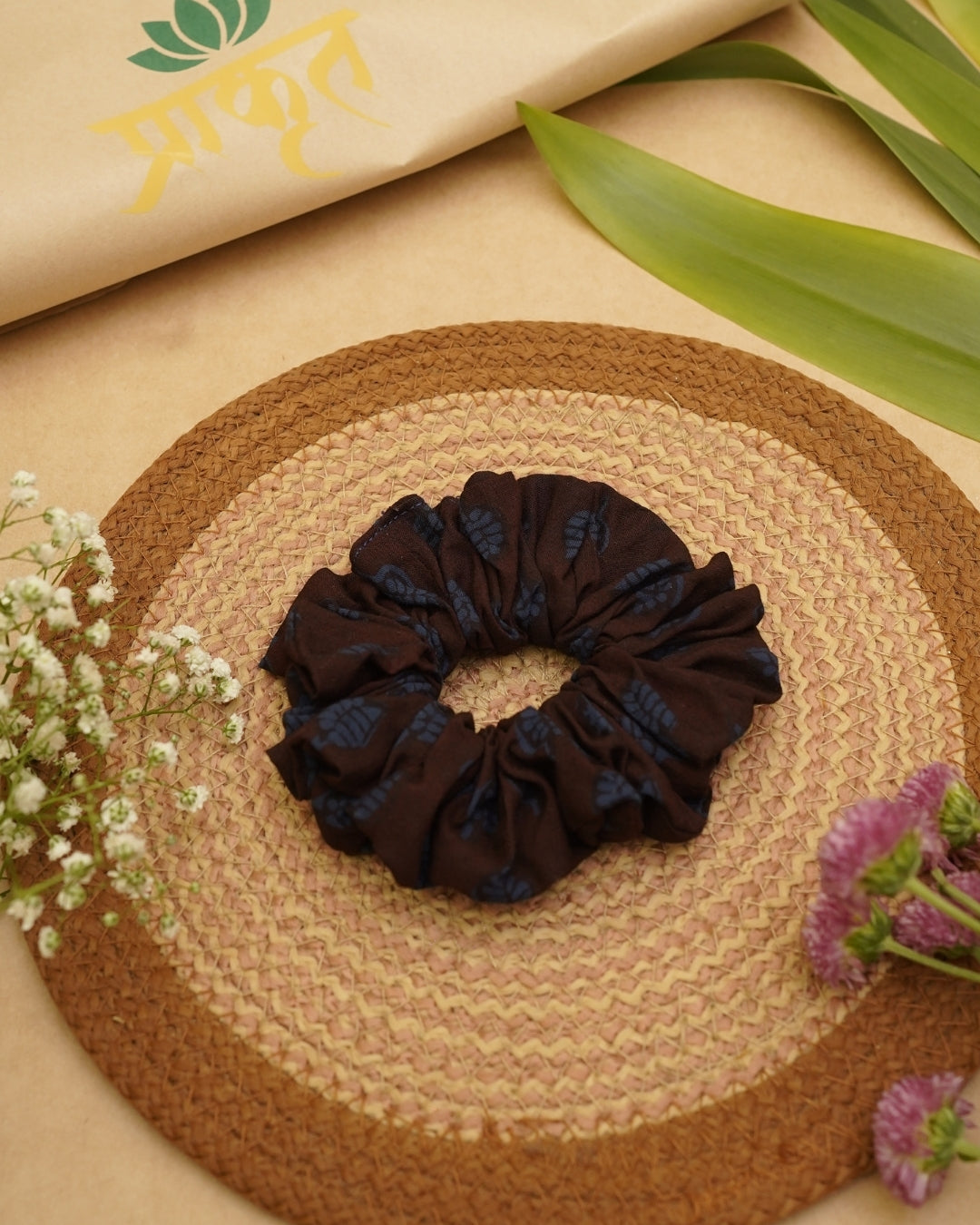 BLACK BLUE BAGH PRINT SCRUNCHIES