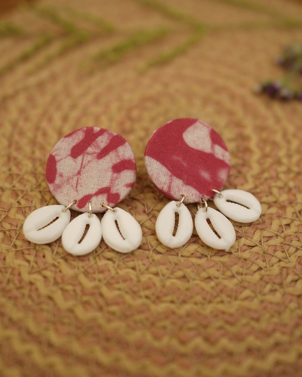 PINK WHITE BATIK PRINT EARRING
