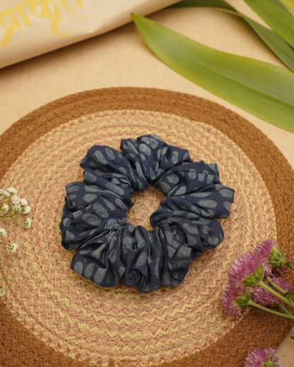 BLUE BATIK PRINT SCRUNCHIES