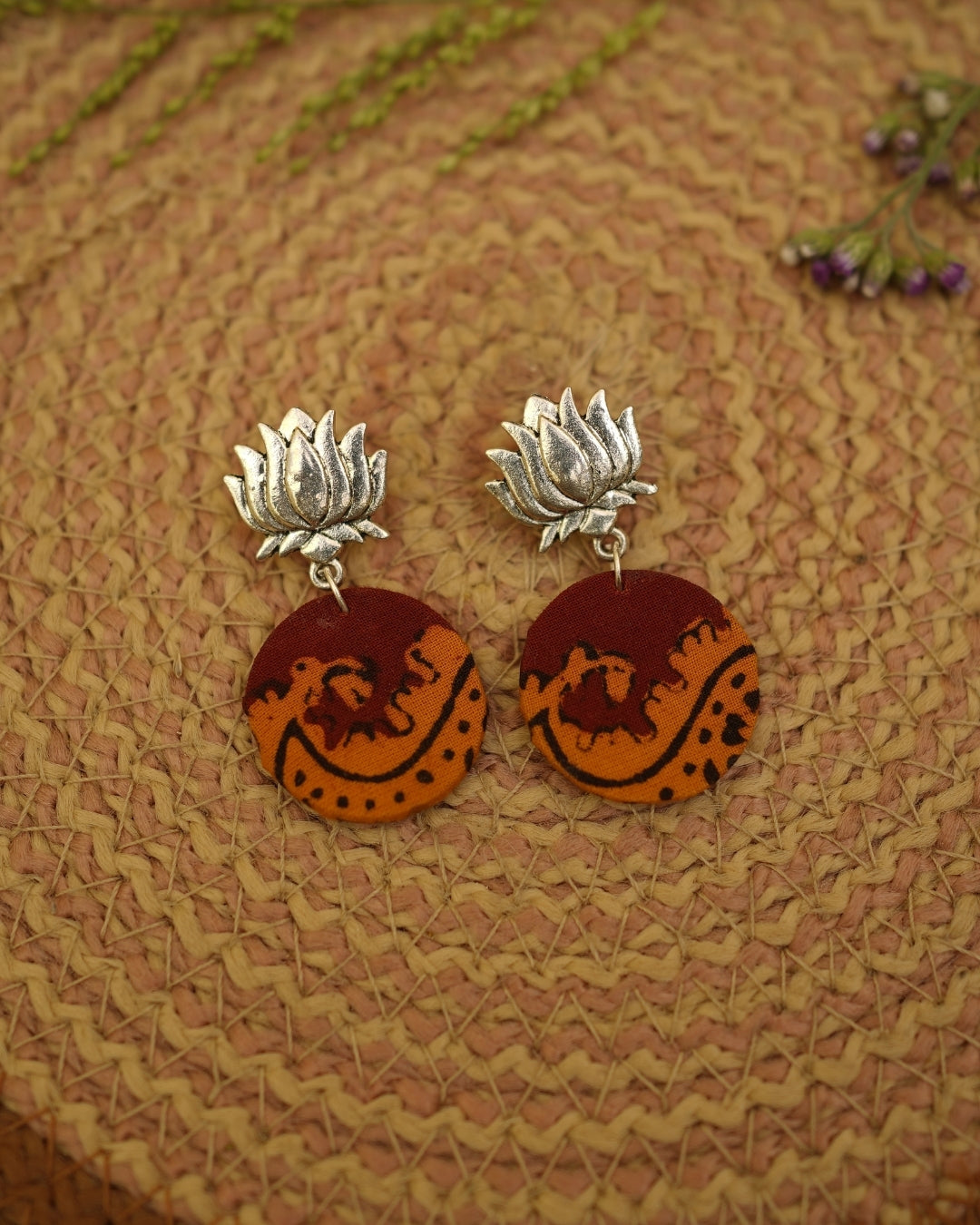 RED ORANGE BATIK PRINT EARRING