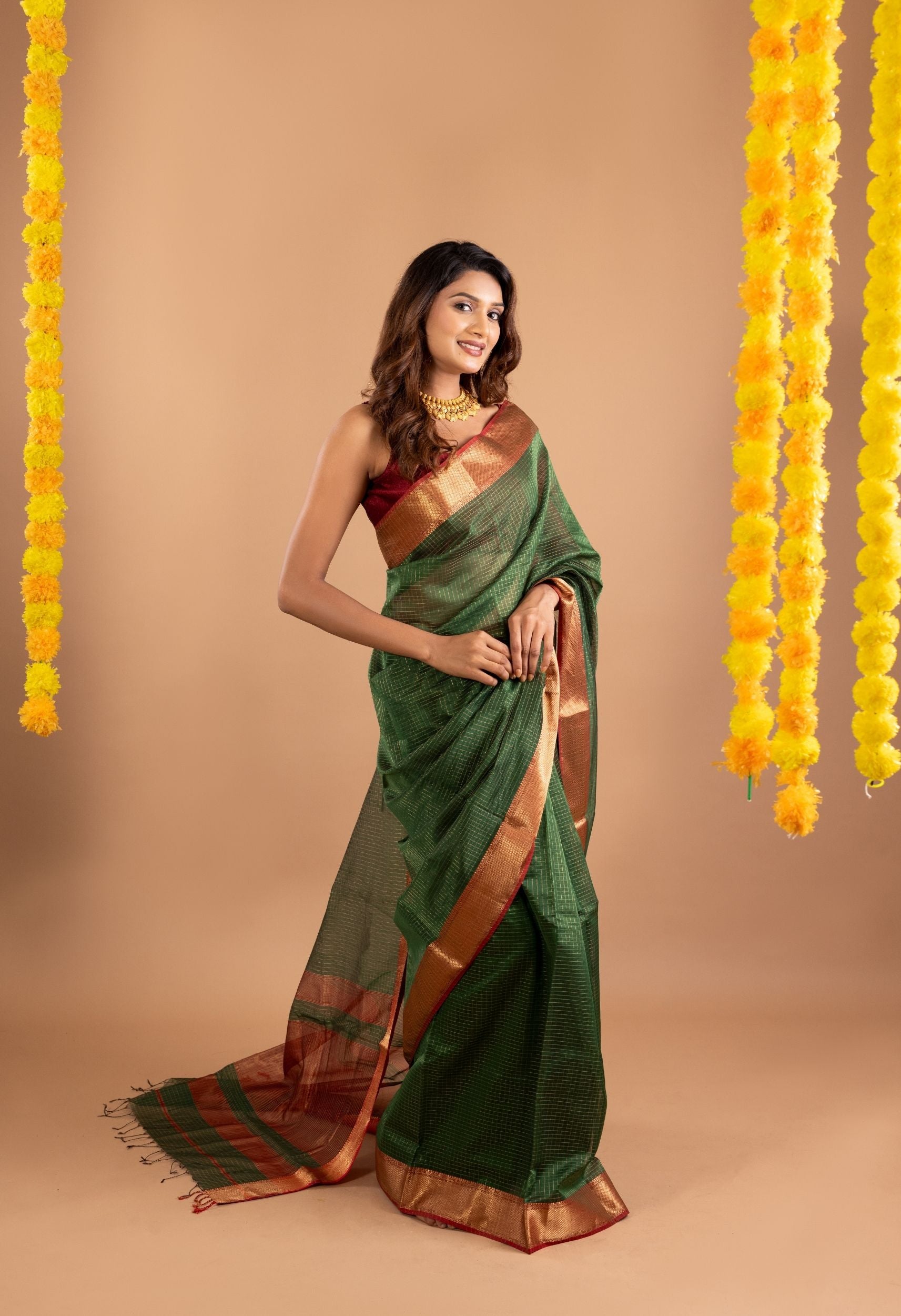 GREEN ZARI CHECKS MAHESHWARI SARRE