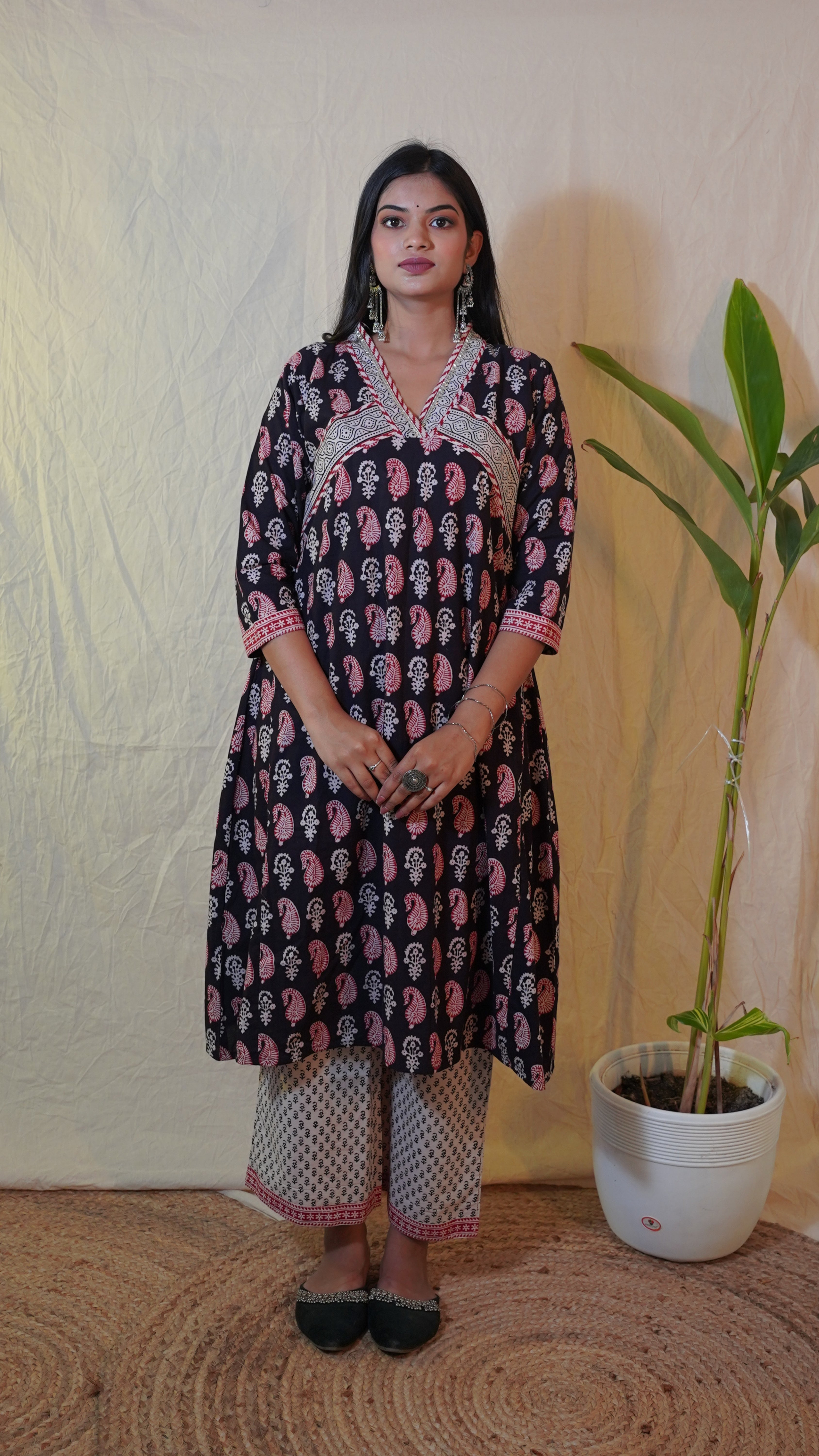 BLACK WHITE  BAGH PRINT SUIT SET