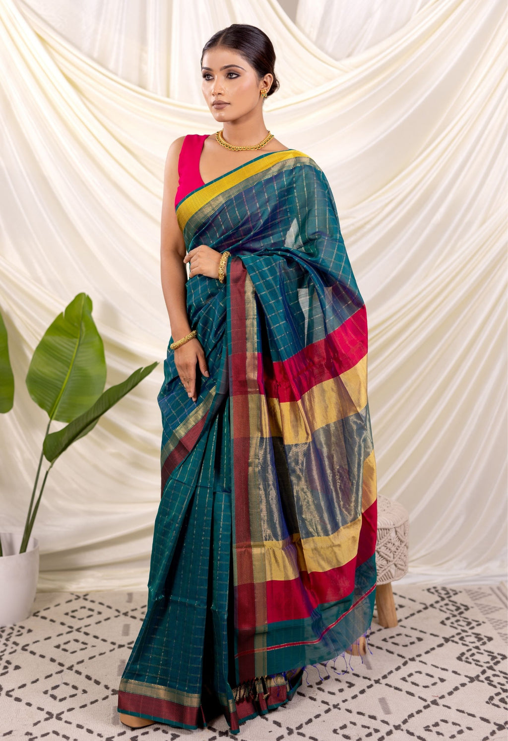 PEACOCK GREEN CHECK ZARI MAHESHWARI SAREE