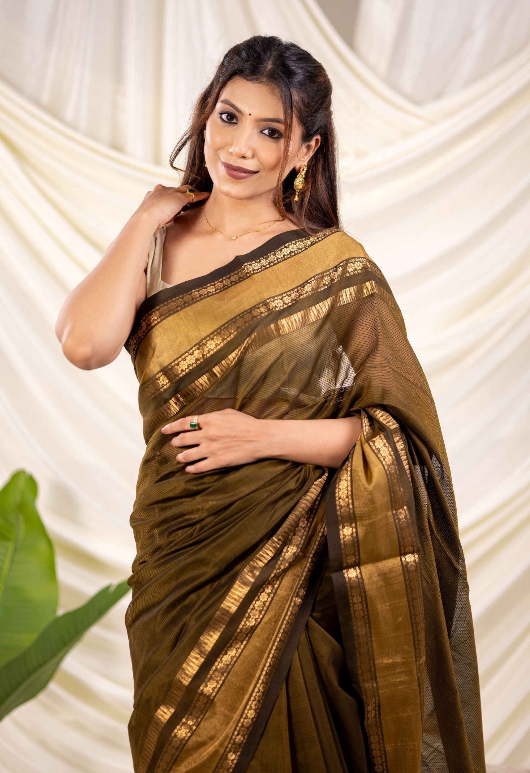 MEHNDI GREEN ZARI BORDER MAHESHWARI SAREE