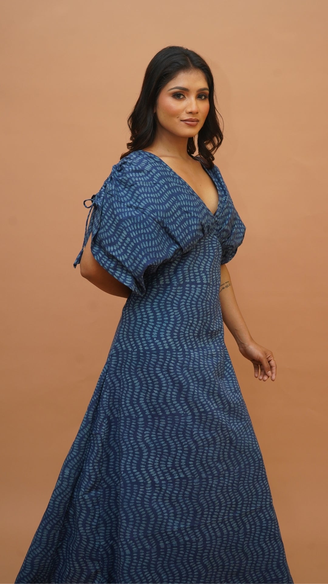 INDIGO WHITE BATIK PRINT DRESS