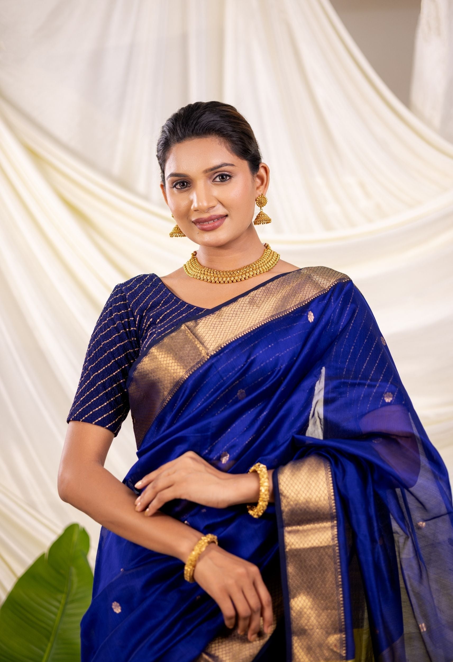 BLUE GREEN LOTUS BUTTA MAHESHWARI SAREE