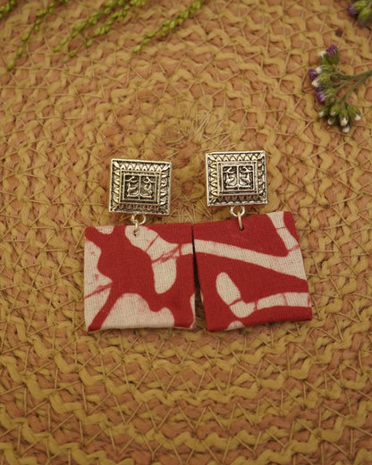 PINK WHITE BATIK PRINT EARRING