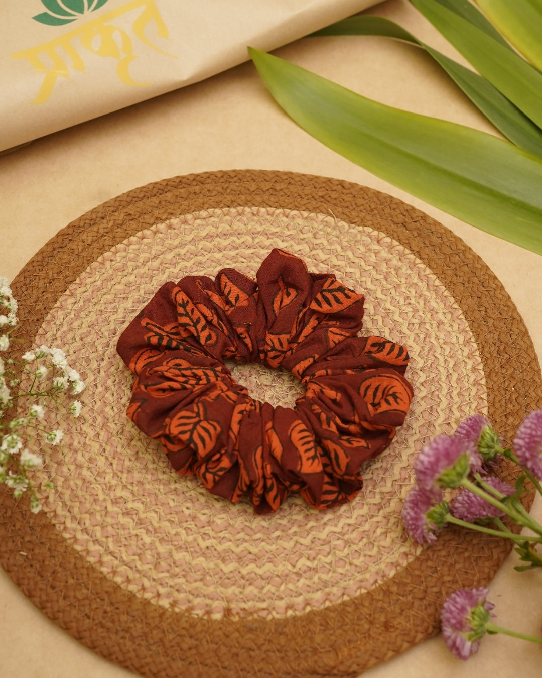RED ORANGE PALM PRINT SCRUNCHIES