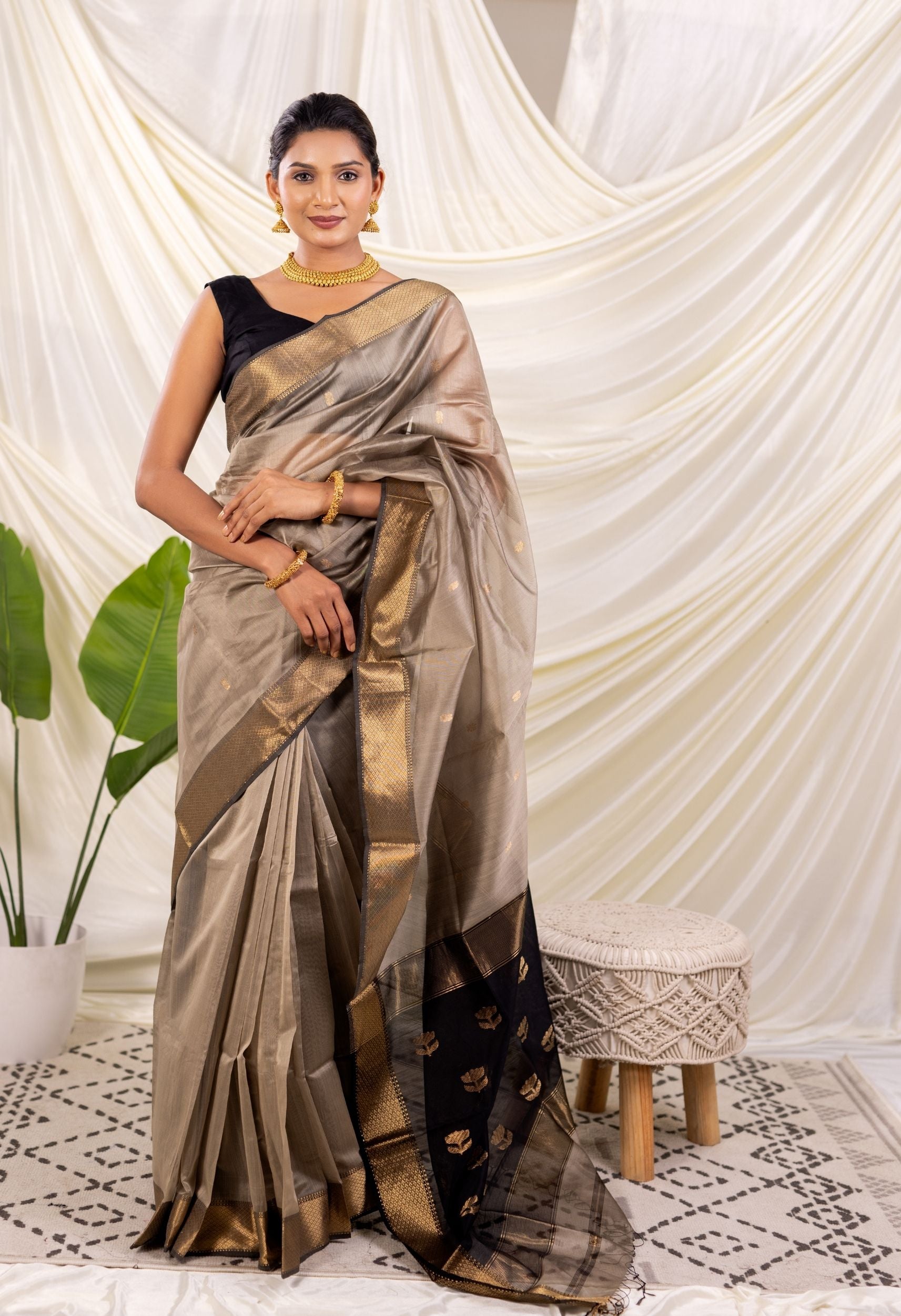 METLIC GREY BLACK LOTUS BUTTA MAHESHWARI SAREE