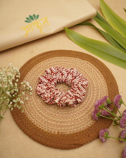 RED BAGH PRINT SCRUNCHIES