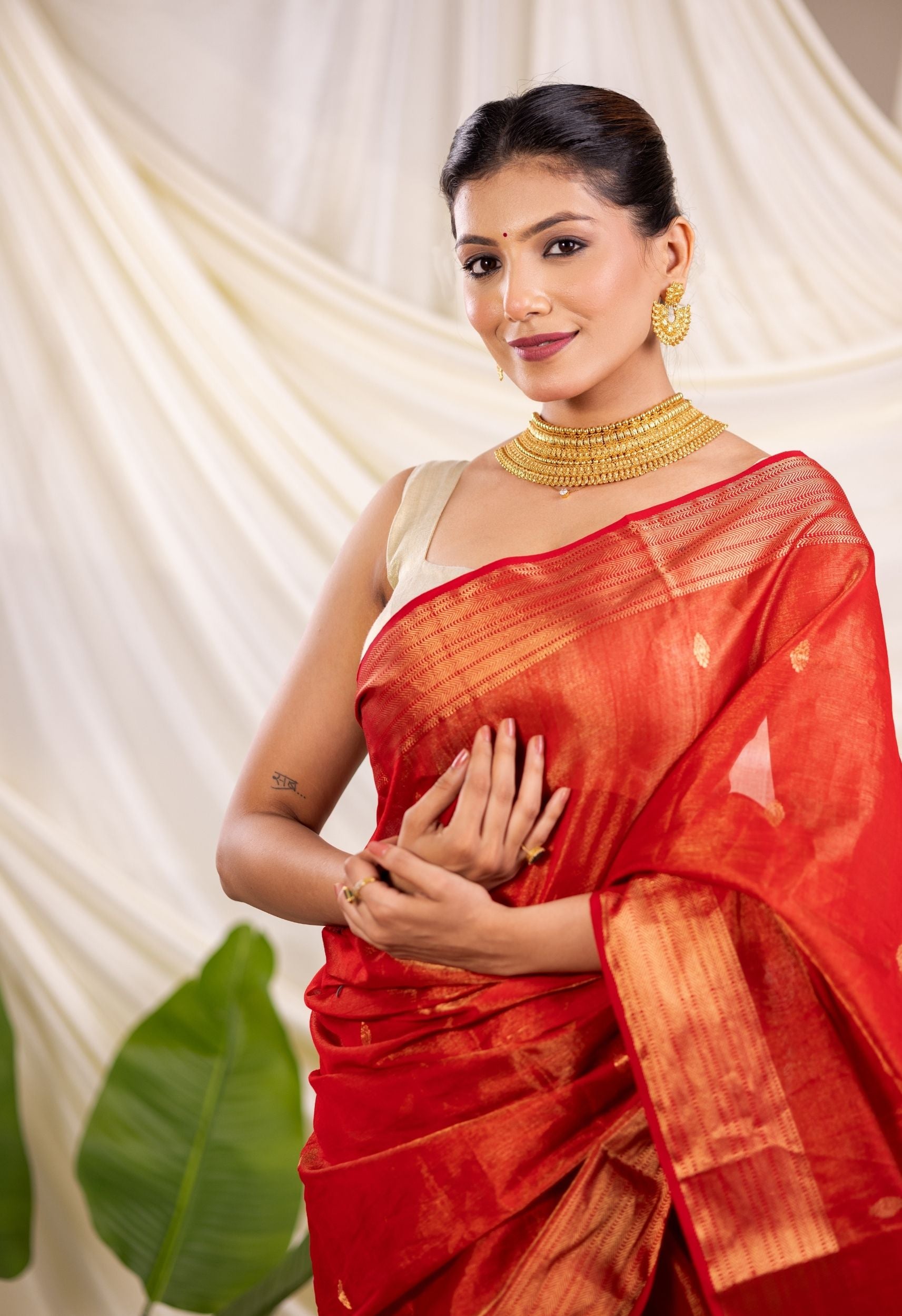 RUBY RED TISSUE-SILK MAHESHWARI SARRE