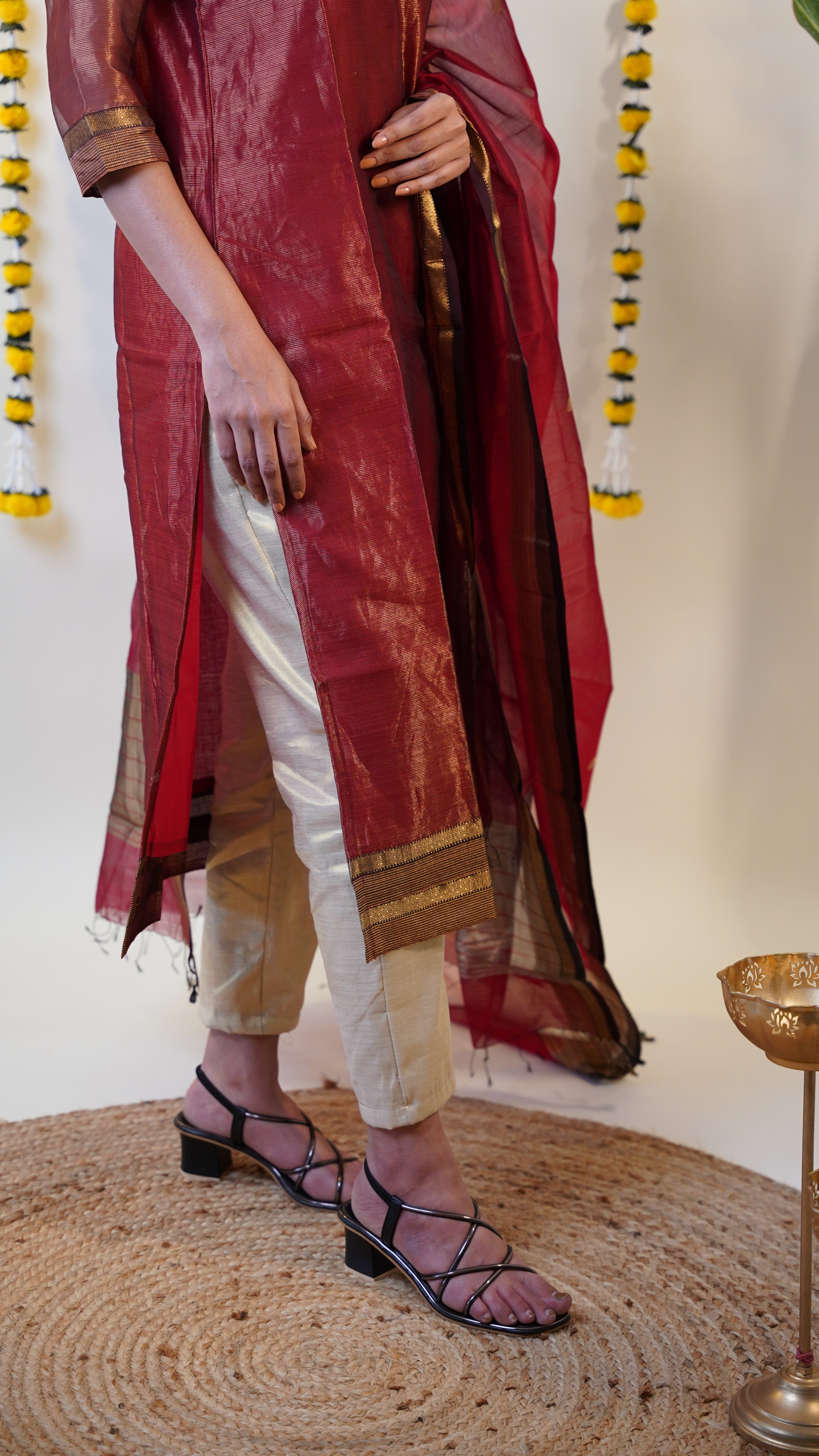 GOLDEN TISSUE  PANTS