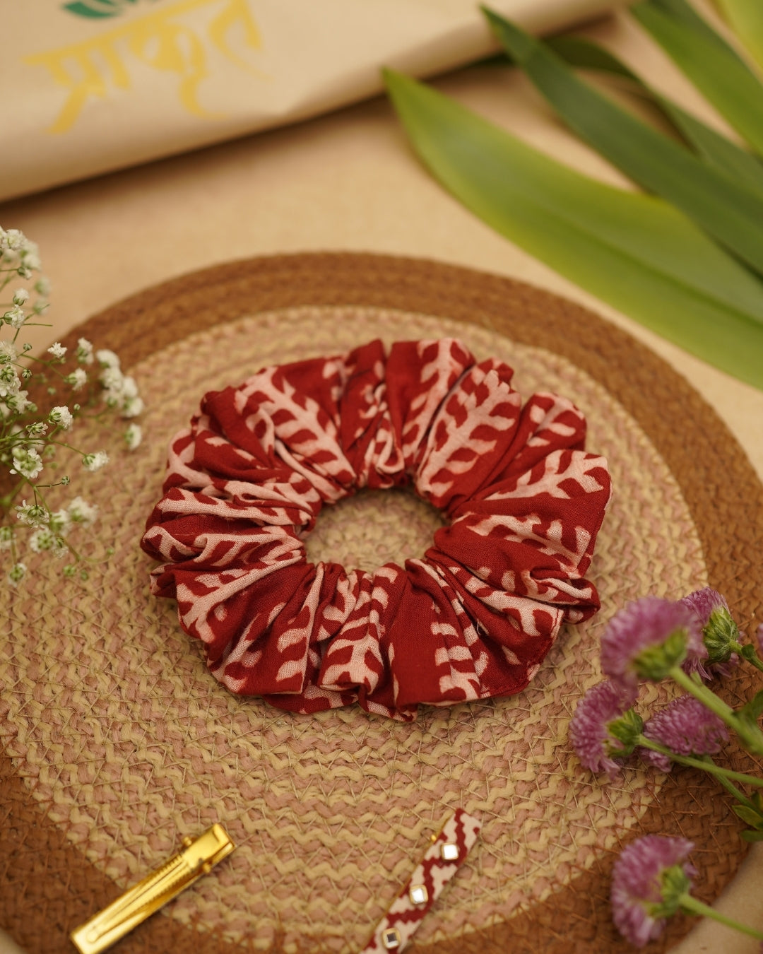 RED WHITE STRIPE BAGH PRINT SCRUNCHIES