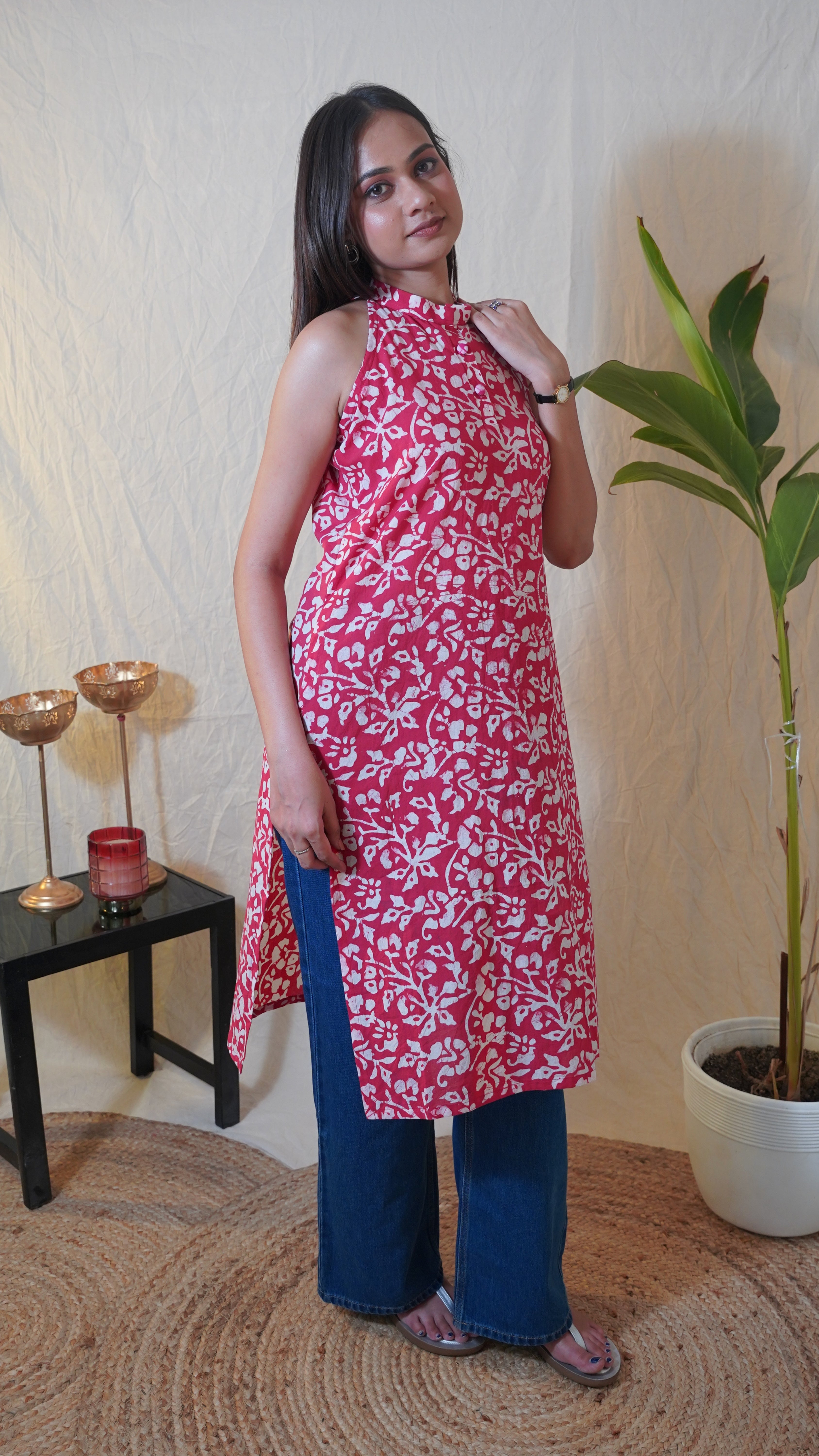 RED WHITE FLORAL BATIK PRINT KURTI