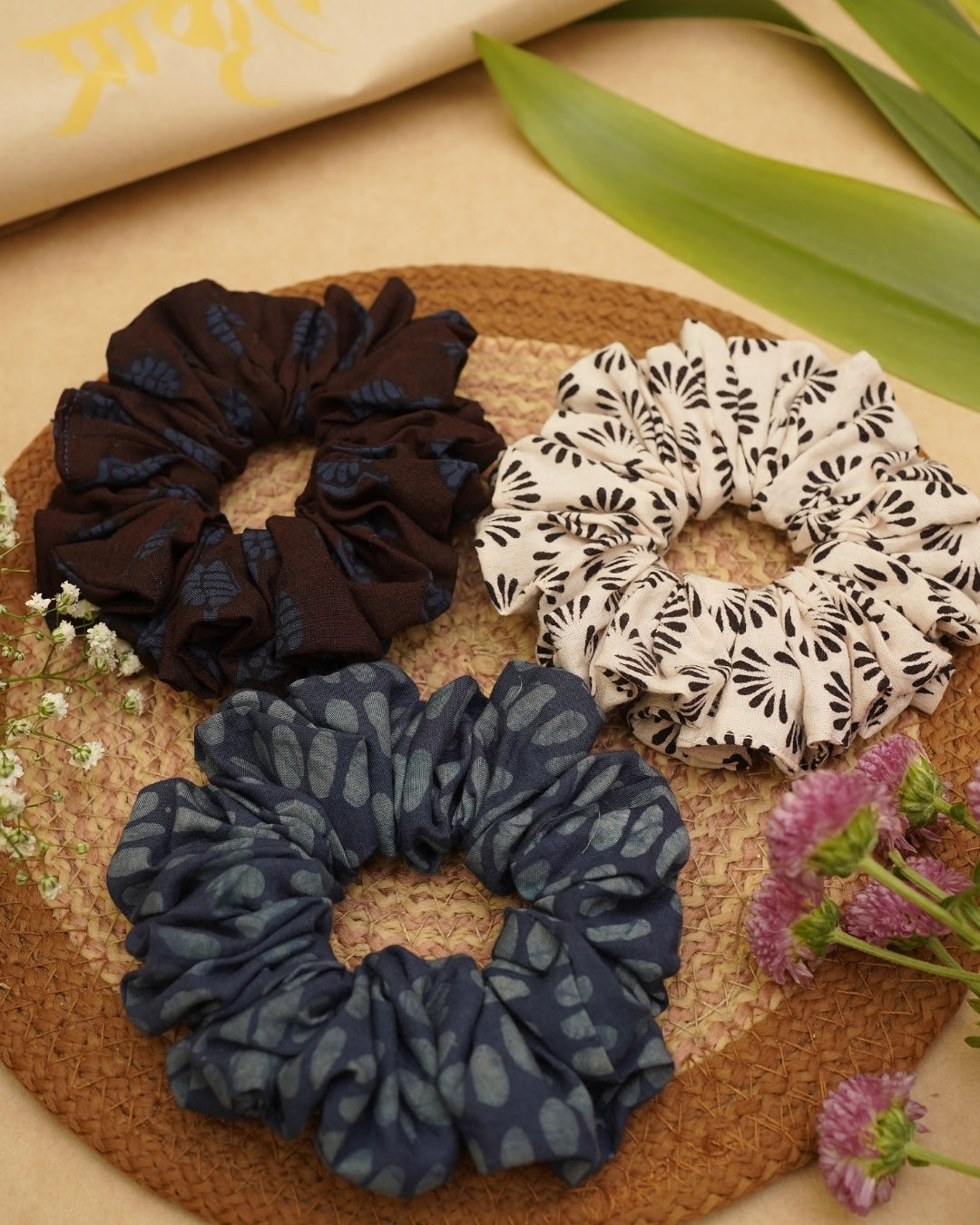 BAGH TRIO SCRUNCHIES – SET 09