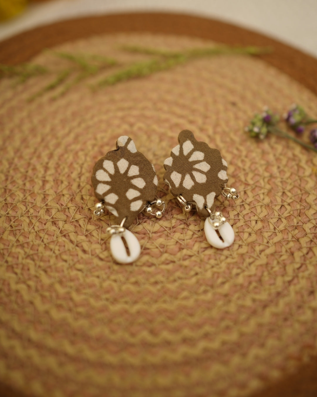 BEIGE BROWN BAGH PRINT EARRING