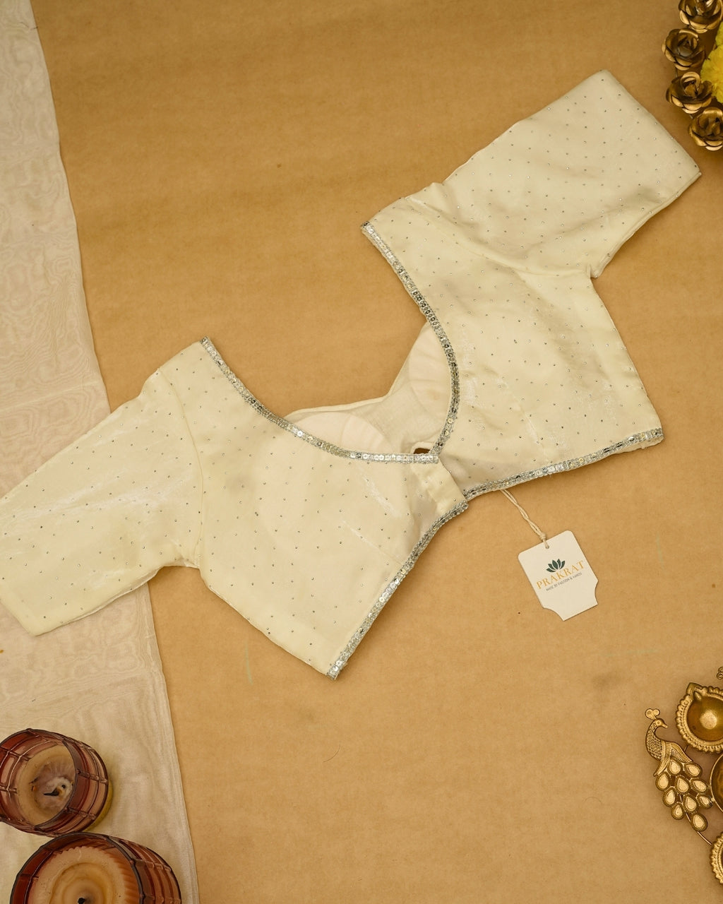 WHITE V-NECK BLOUSE