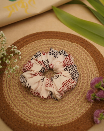 WHITE  RED&BLACK BAGH PRINT SCRUNCHIES