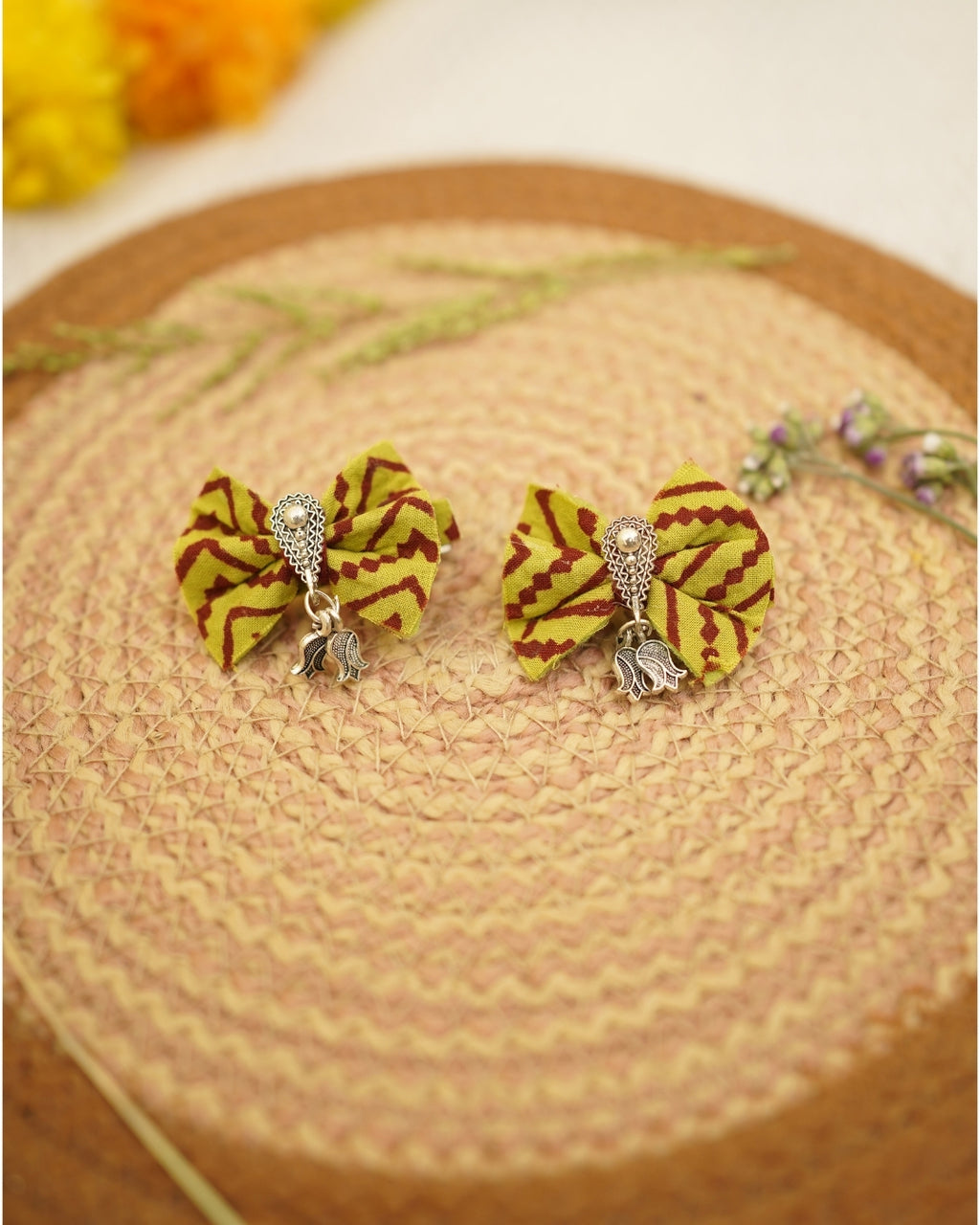 MAROON GREEN  BAGH PRINT BOWCLIP