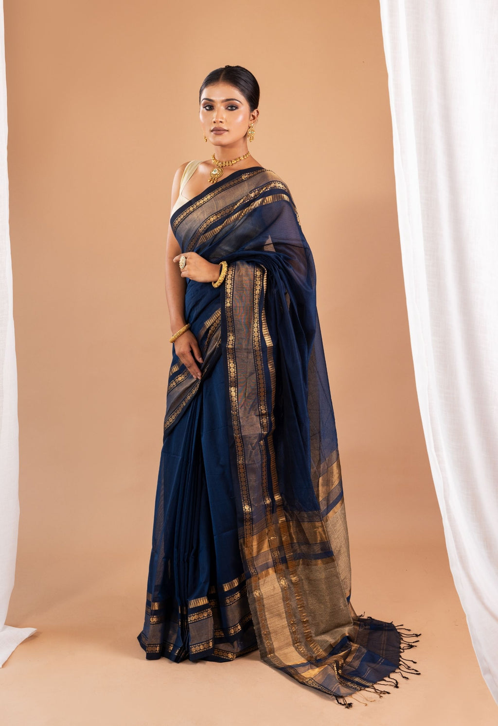 ELECTRIC BLUE ZARI BORDER MAHESHWARI SAREE