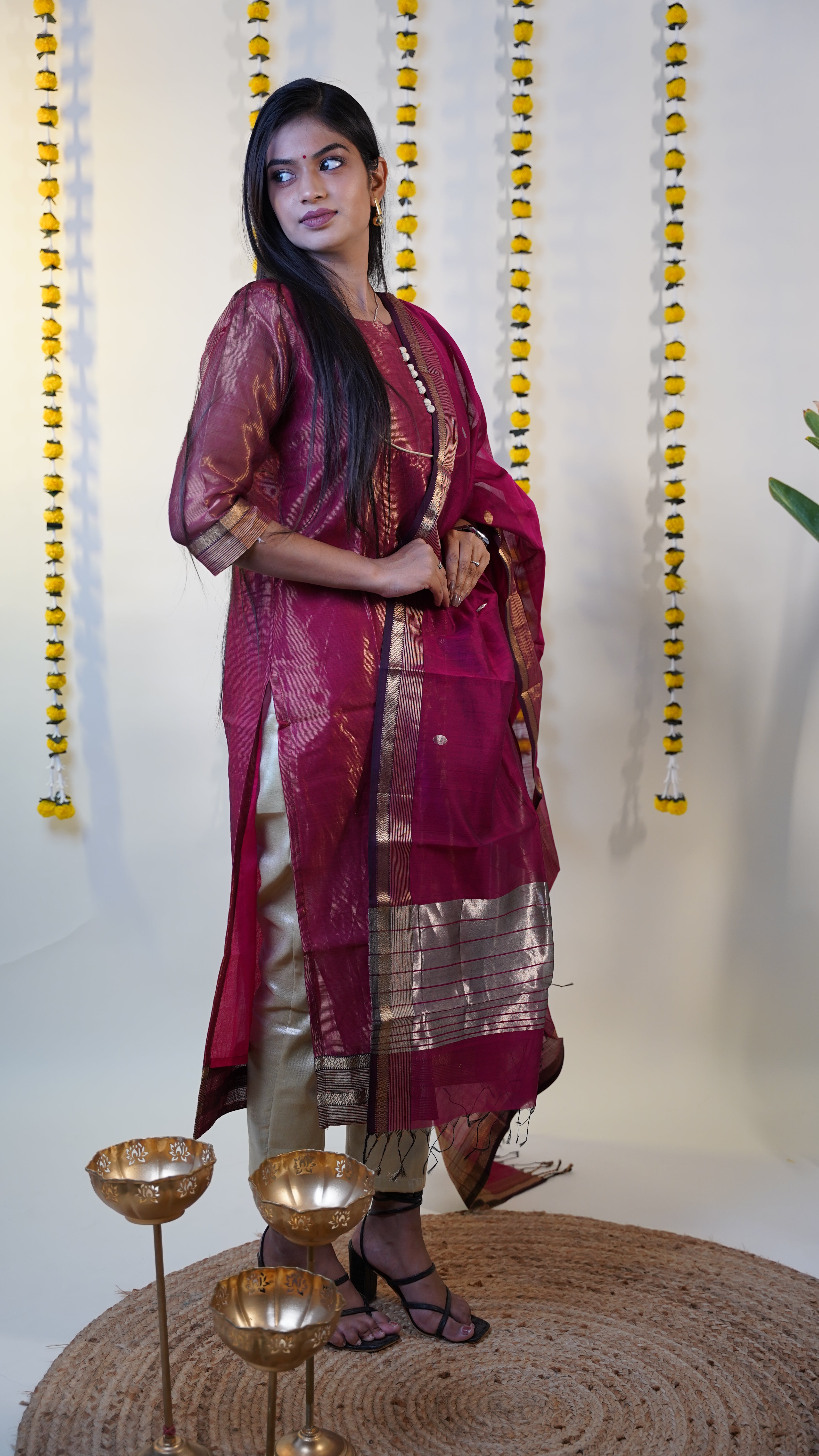 MAGENTA TISSUE  MAHESHWARI  MAHESHWARI SUIT DUPATTA