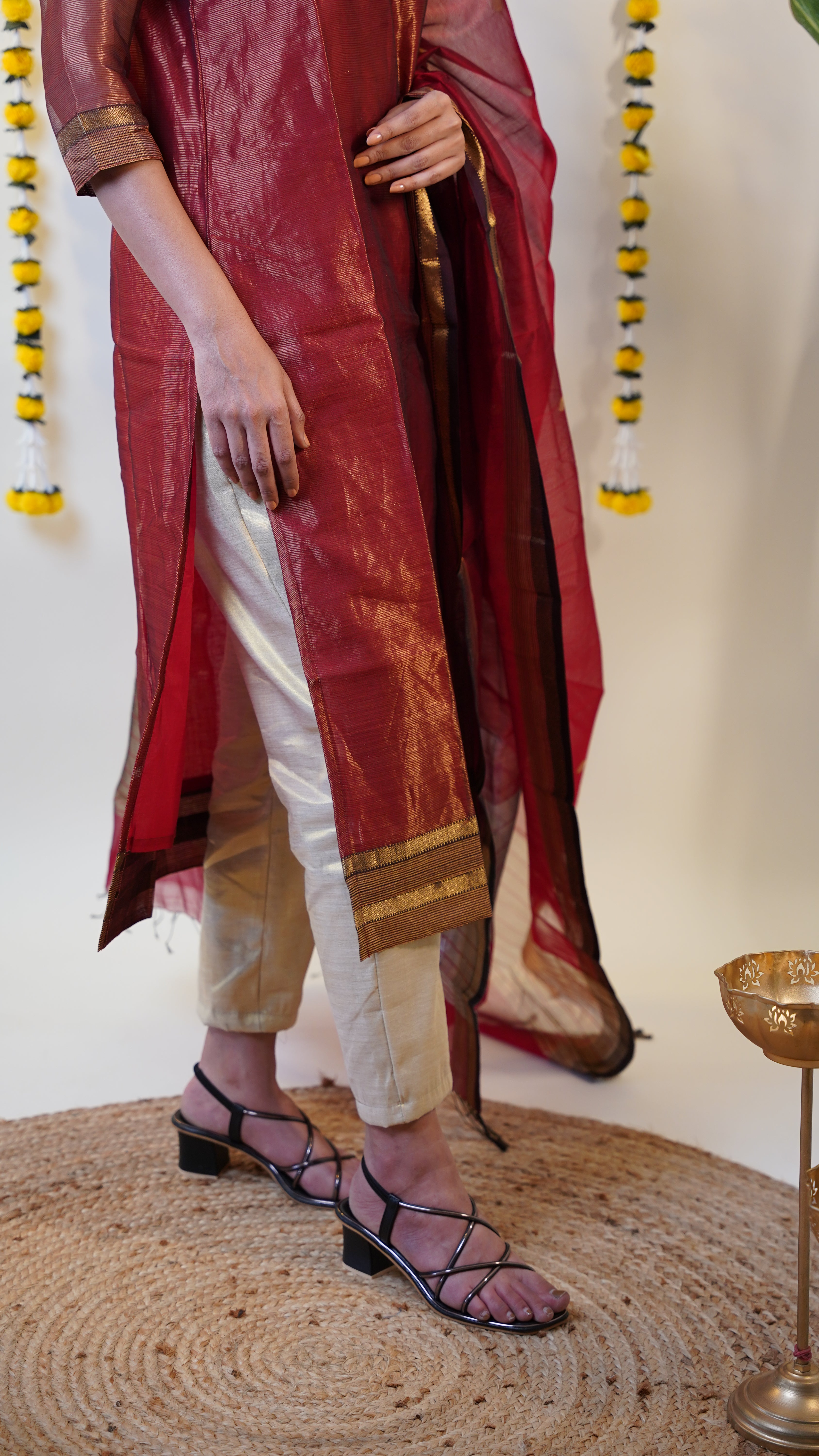 RED TISSUE  MAHESHWARI  MAHESHWARI SUIT DUPATTA