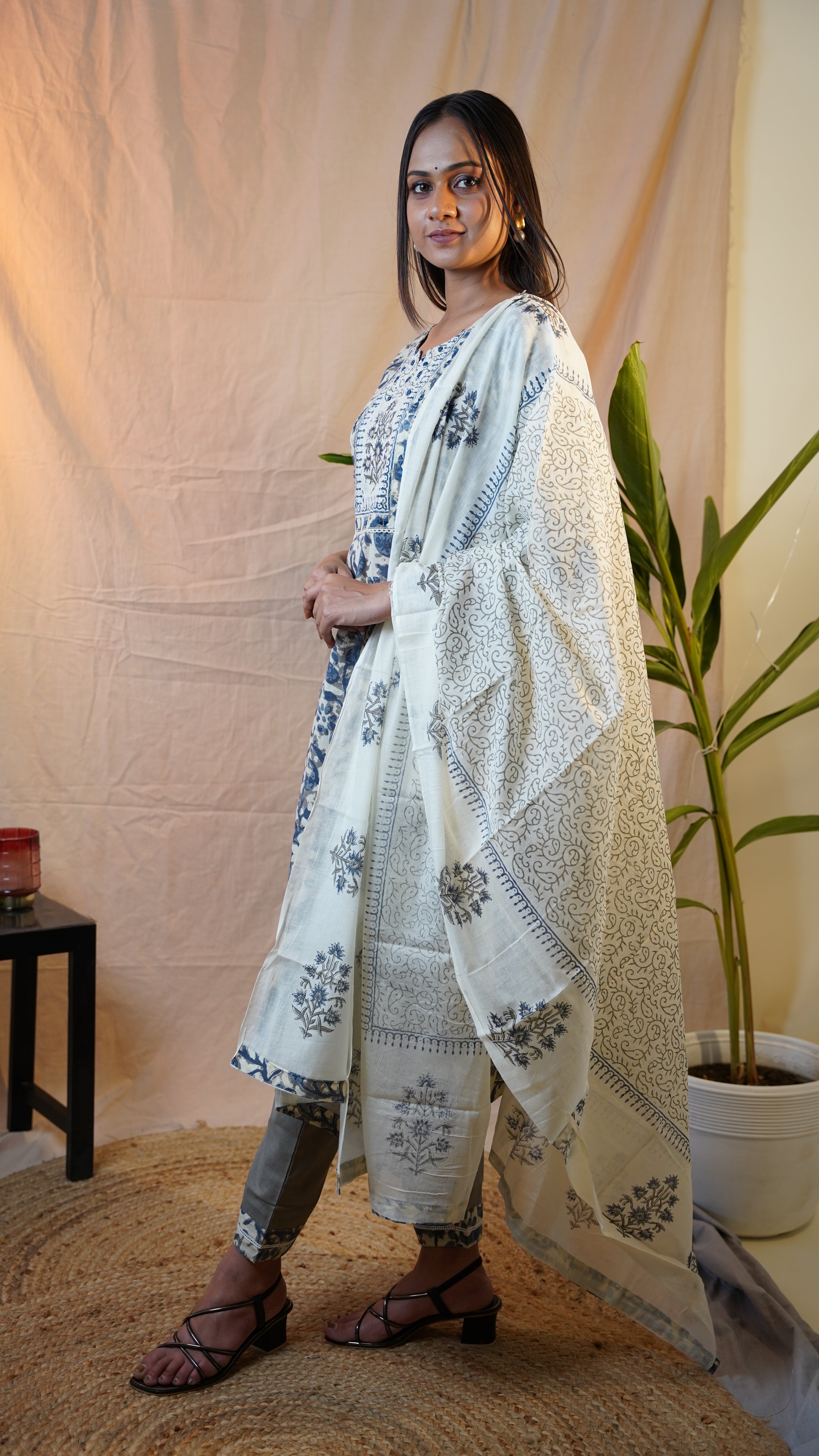 GREY KALAMKARI BLOCK PRINT SUIT SET